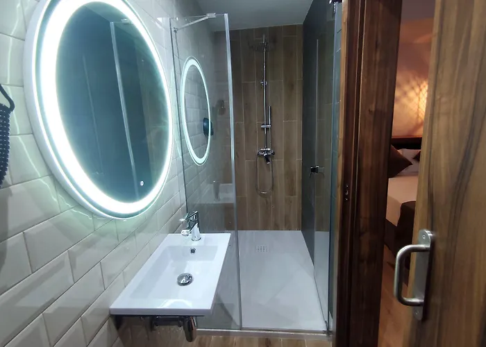 فندق Dwo Nopal 3*